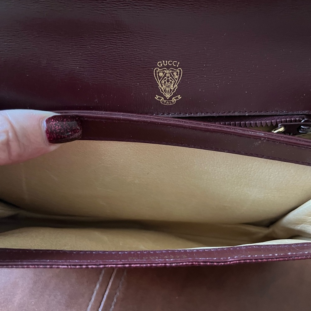 Authentic Gucci Purse - Picture 12 of 13